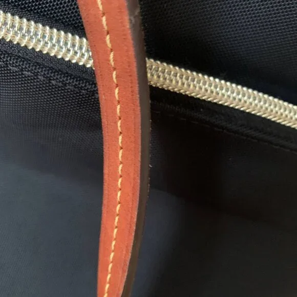 Dooney & Bourke Women's Handbag Nylon Crossbody - Picture 10 of 15